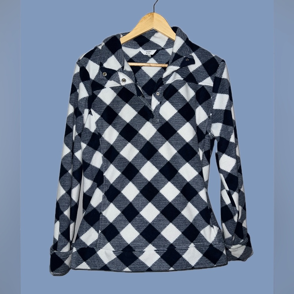 Crown & Ivy Navy and White Checkered Pullover